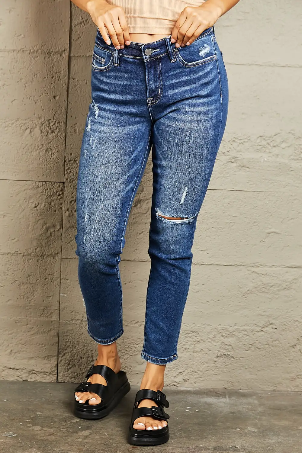 BAYEAS Mid Rise Distressed Slim Jeans