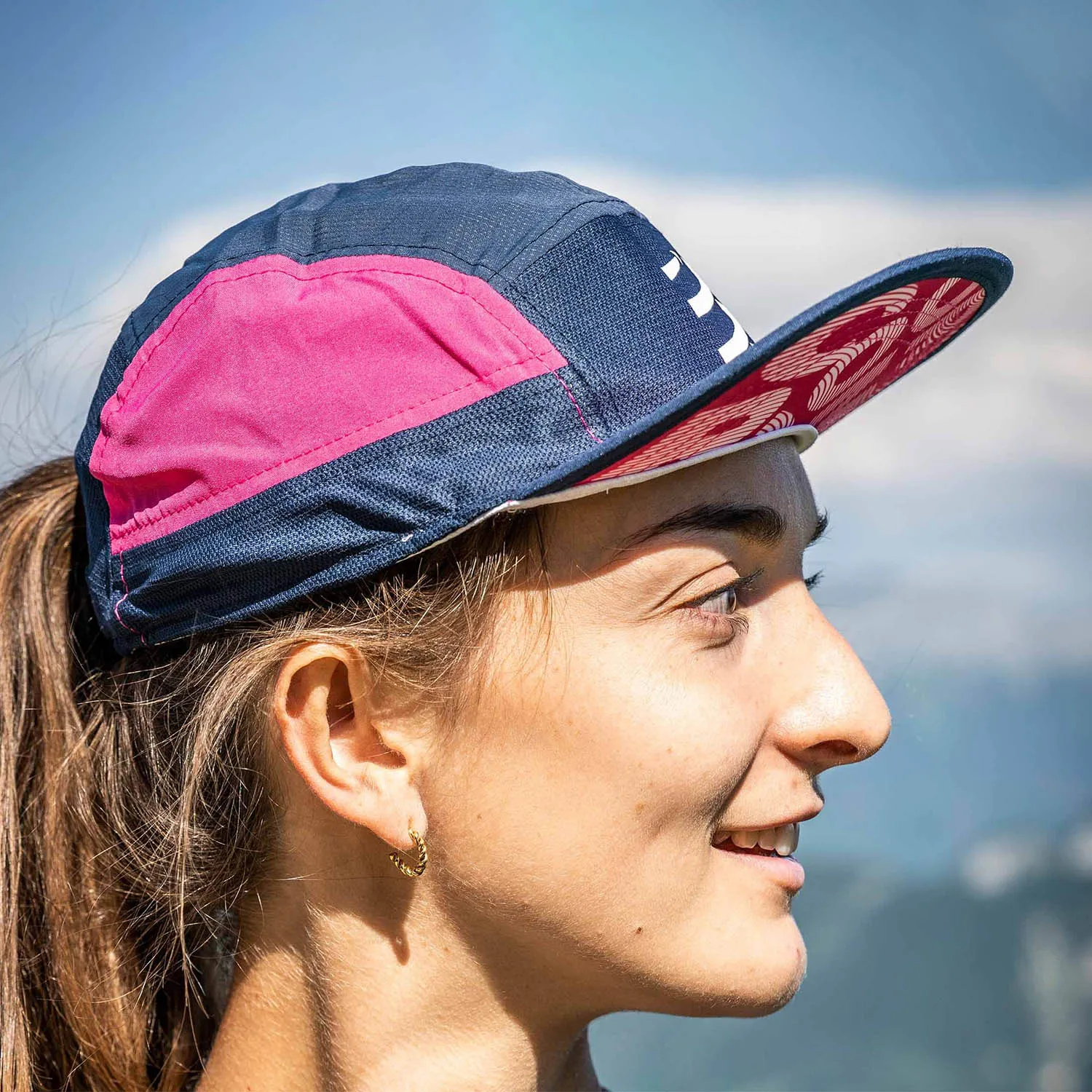 Compressport 5 Panel Light Cappello  Moon Indigo/Magenta