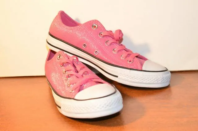 Converse women's ctas ox mod pink/black/white sneaker size 7.5