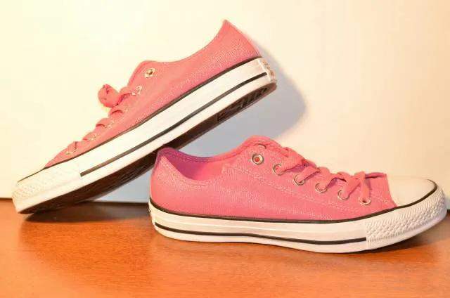 Converse women's ctas ox mod pink/black/white sneaker size 7.5