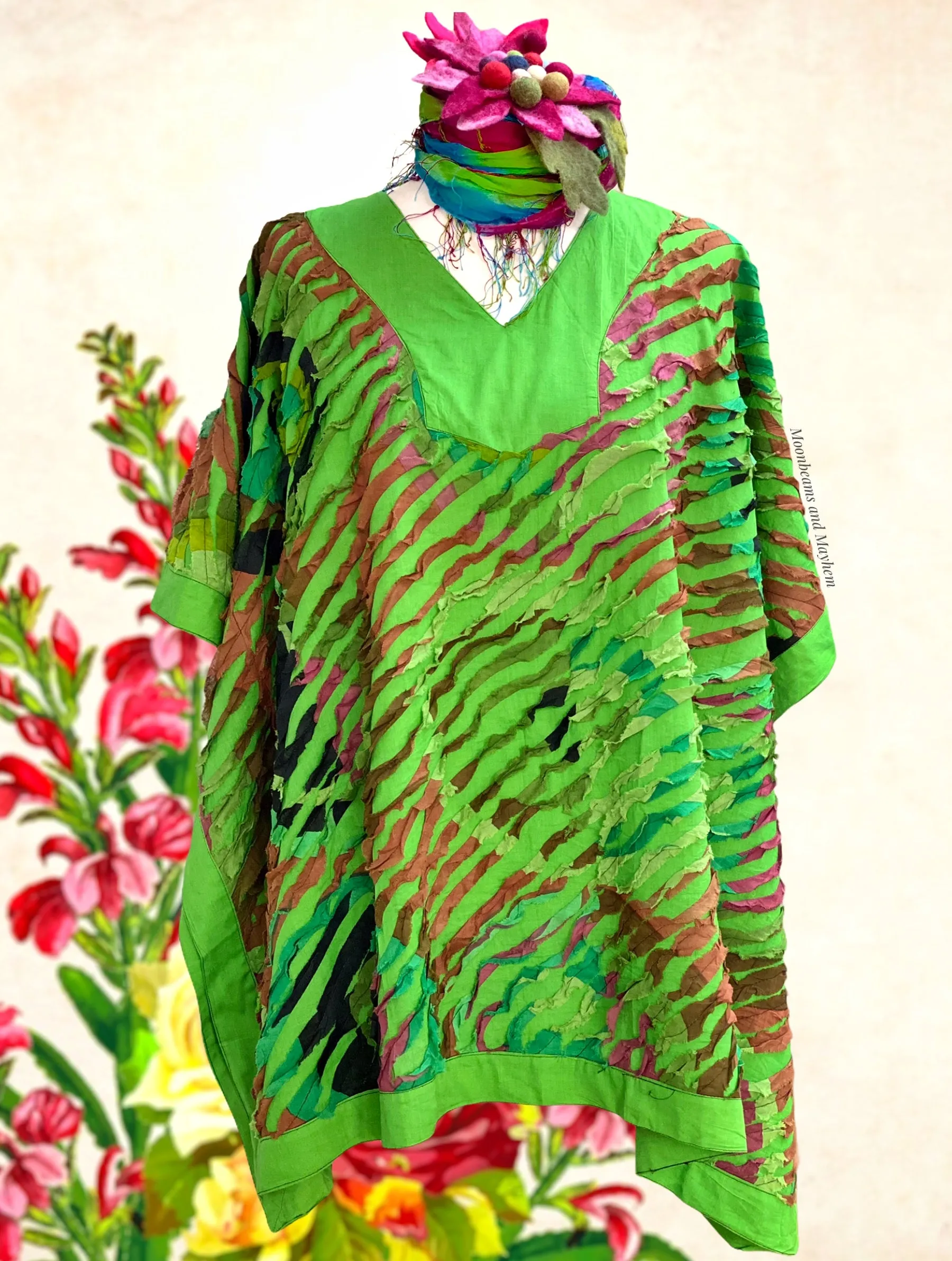 DELICIOUS GREEN LIBERATION KAFTAN / TOP - PLUS SIZE