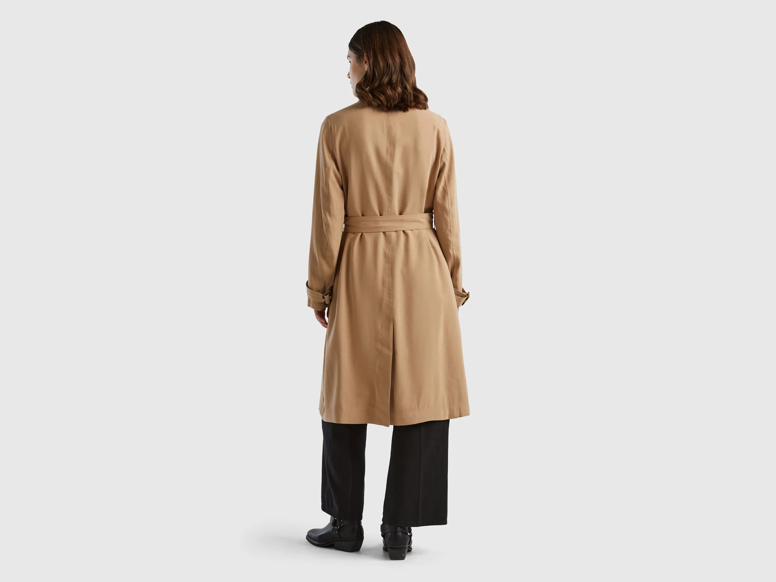 Double-breasted midi trench coat - Camel | Benetton