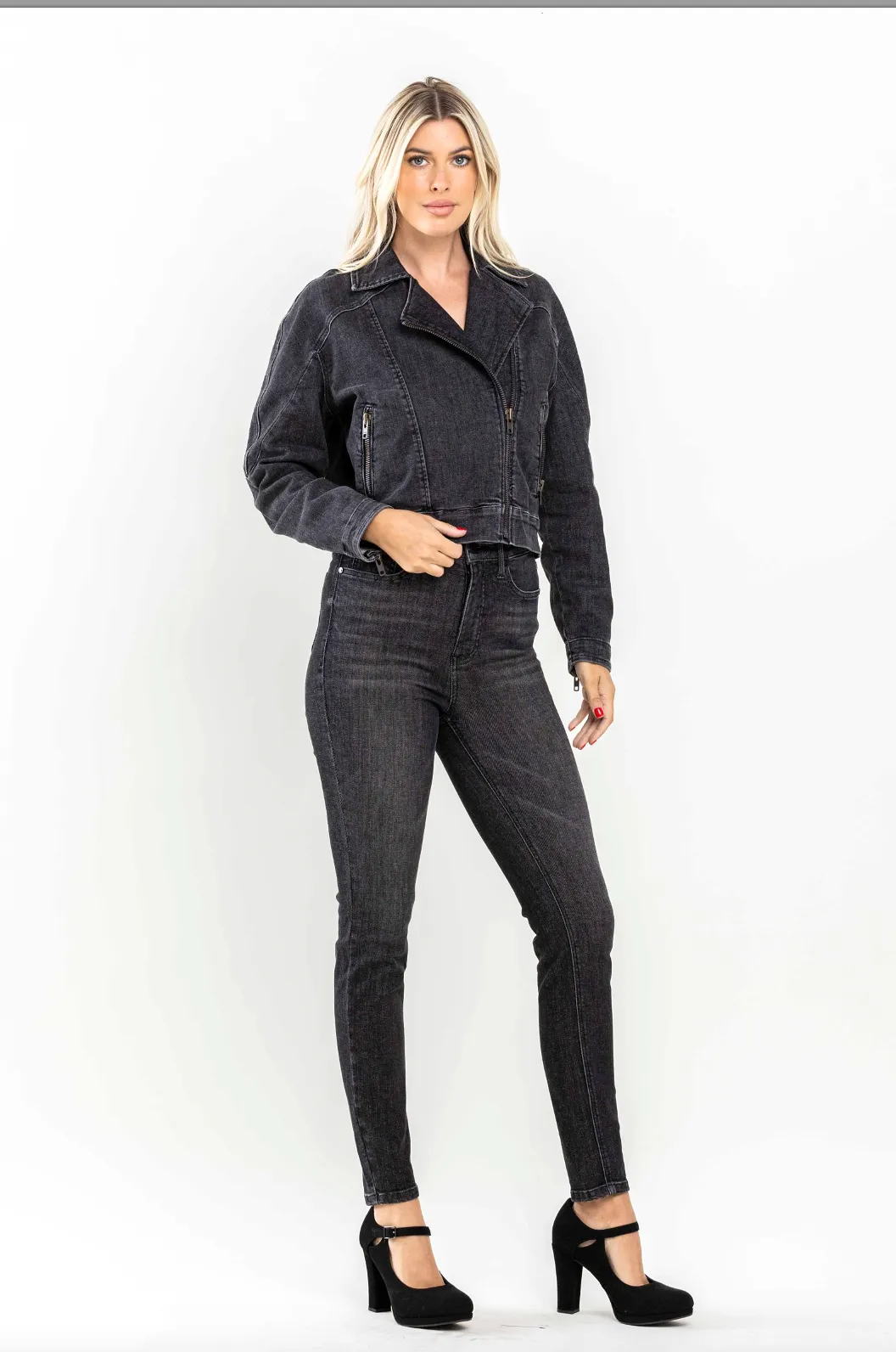 Judy Blue Tummy Control Black Wash Skinny Jeans