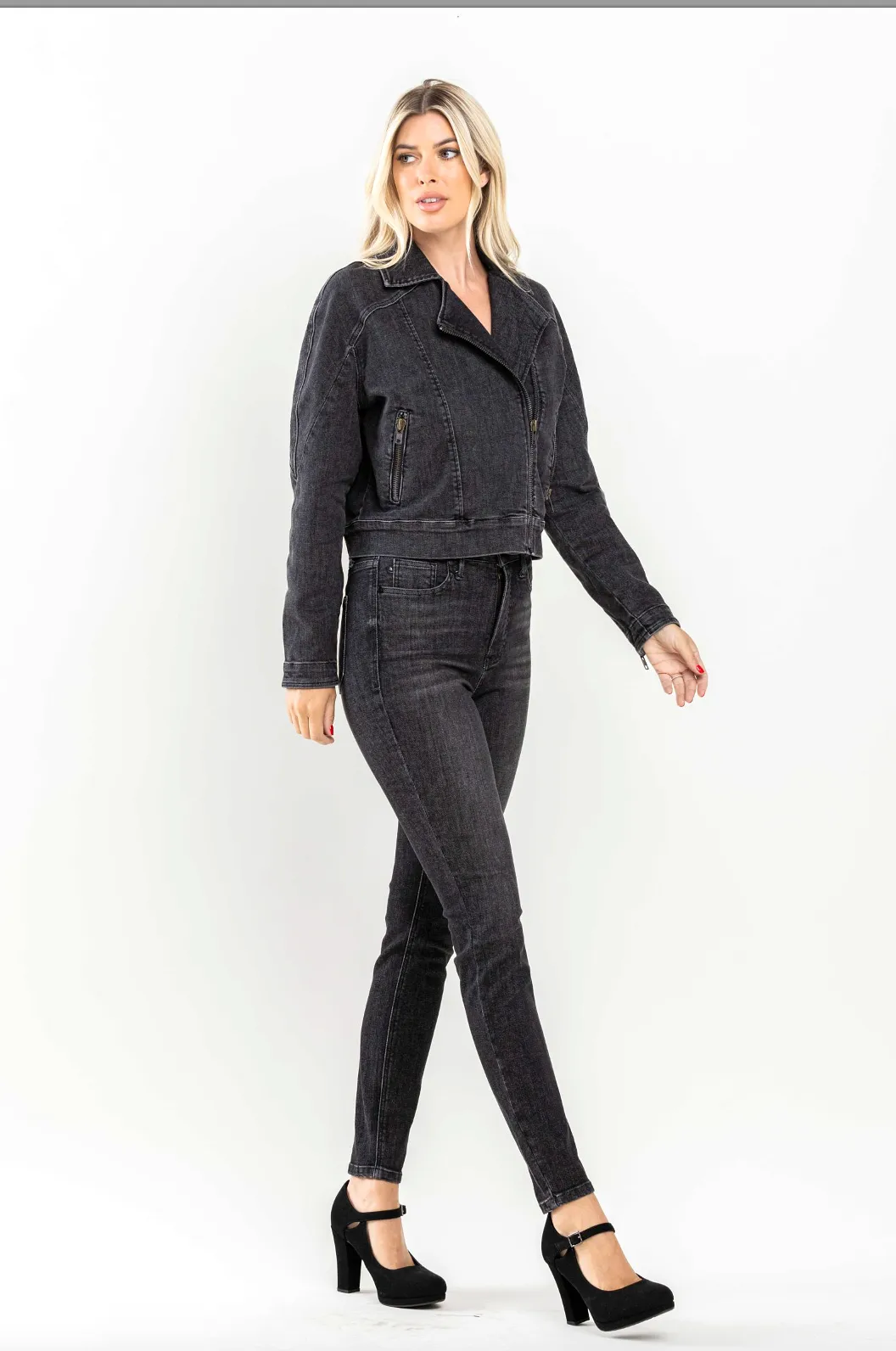 Judy Blue Tummy Control Black Wash Skinny Jeans