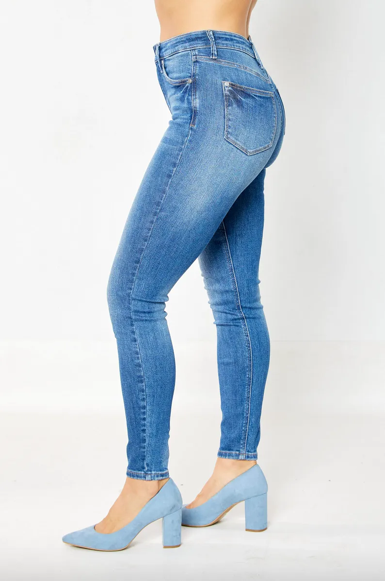 Judy Blue Tummy Control Classic Skinny Jeans