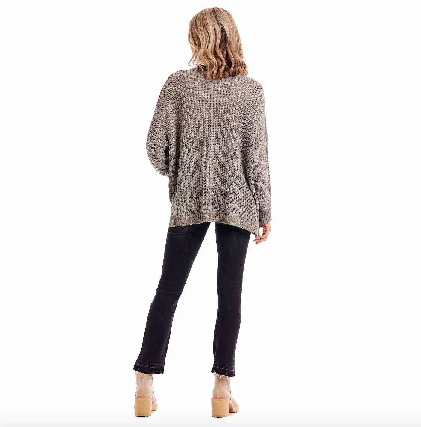 Oscar V-Neck Sweater