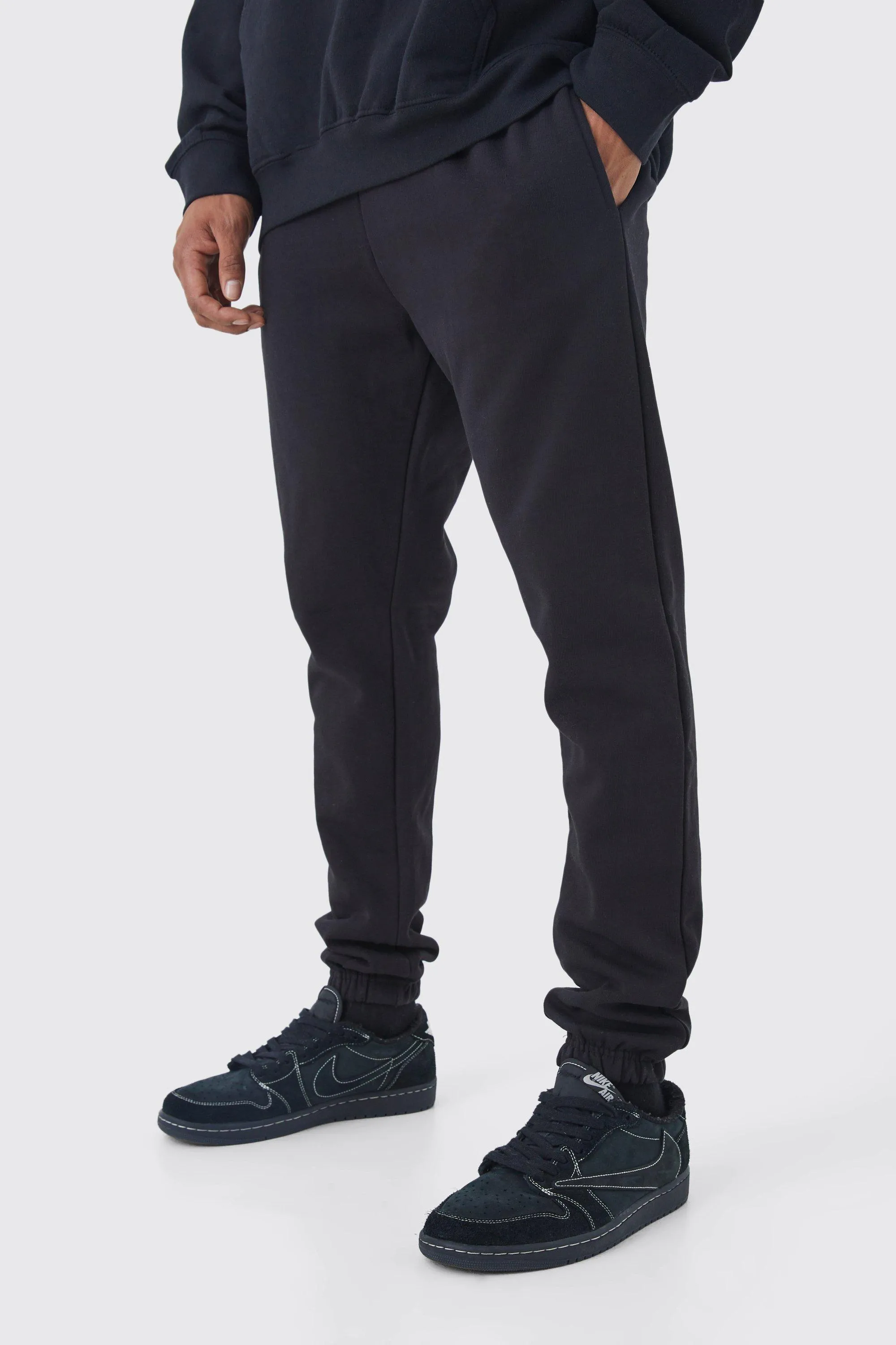 Slim Fit Heavyweight Jogger | boohooMAN UK