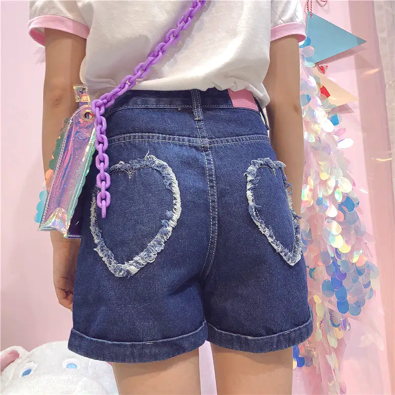 ULZZANG LOOSE LOVE JEANS SHORTS BY62027